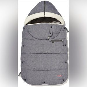 Skip hop stroller three season foot muff for toddlers